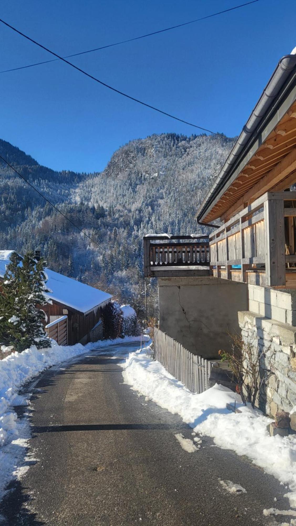Le Nid Des Cerfs Bed and Breakfast Essert-Romand Eksteriør billede